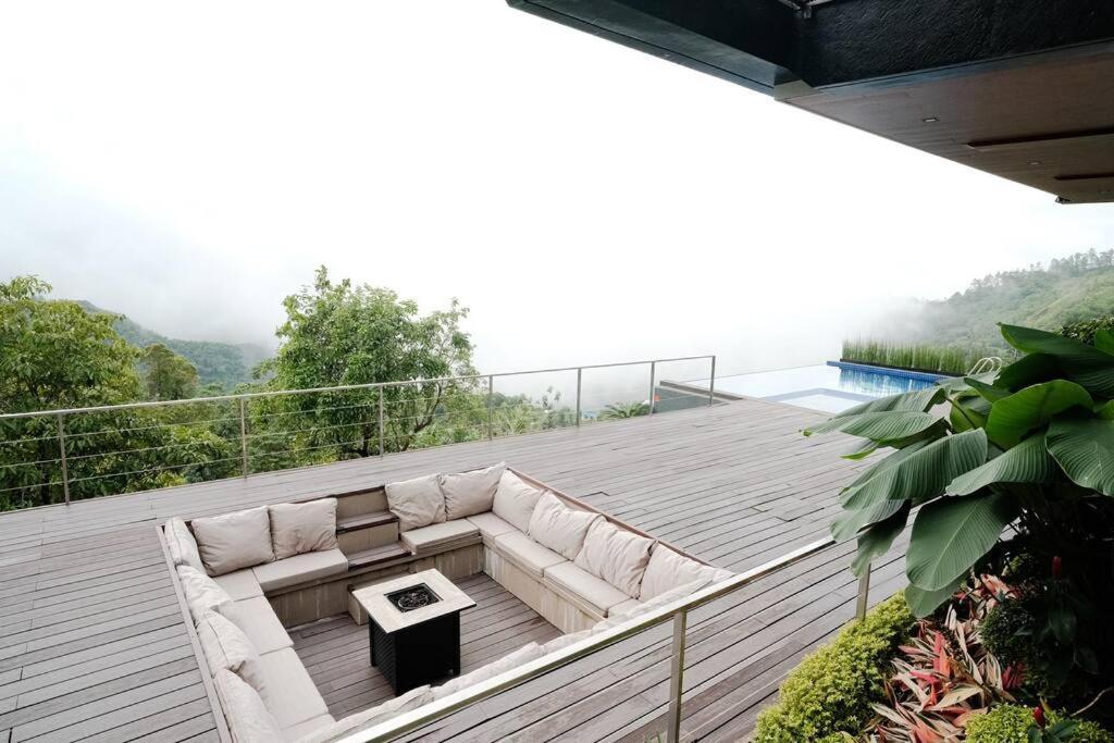 Villa Ikigai Luxury Nature Lounge W/ Mountain View Balamban Exterior foto